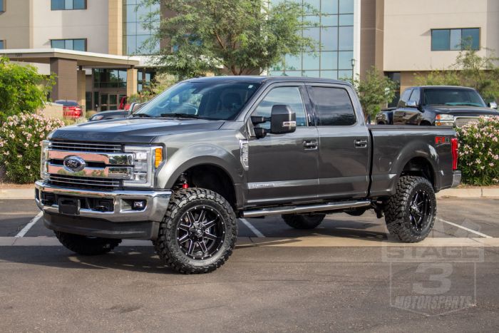 2.5" COIL SPRING FRONT LIFT KIT W/SST3000 SHOCKS- FORD SUPER DUTY DIESEL 4WD 2011-2023